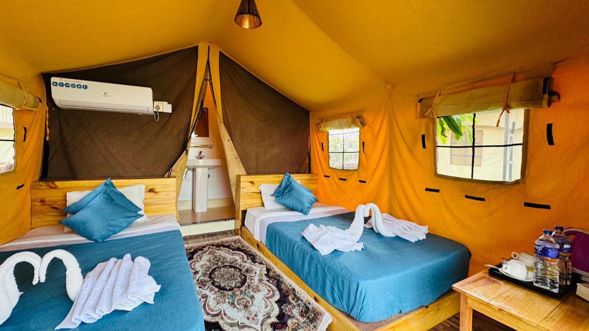Jungle Wildlife Camp Ξενοδοχείο Sauraha Εξωτερικό φωτογραφία