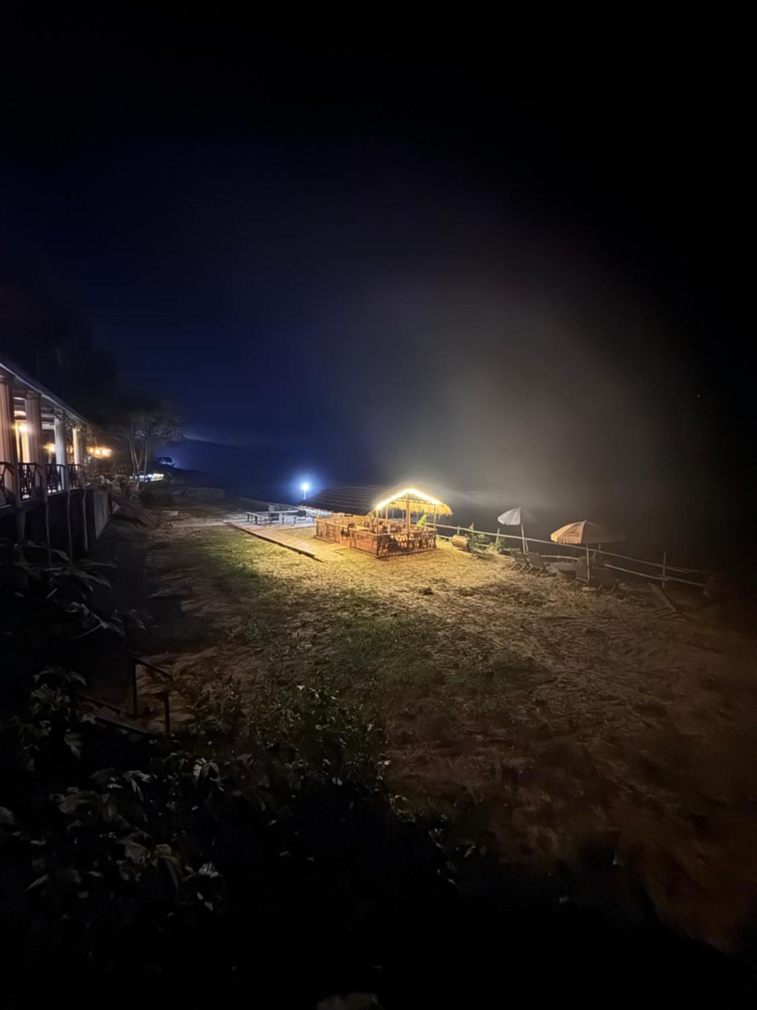 Jungle Wildlife Camp Ξενοδοχείο Sauraha Εξωτερικό φωτογραφία