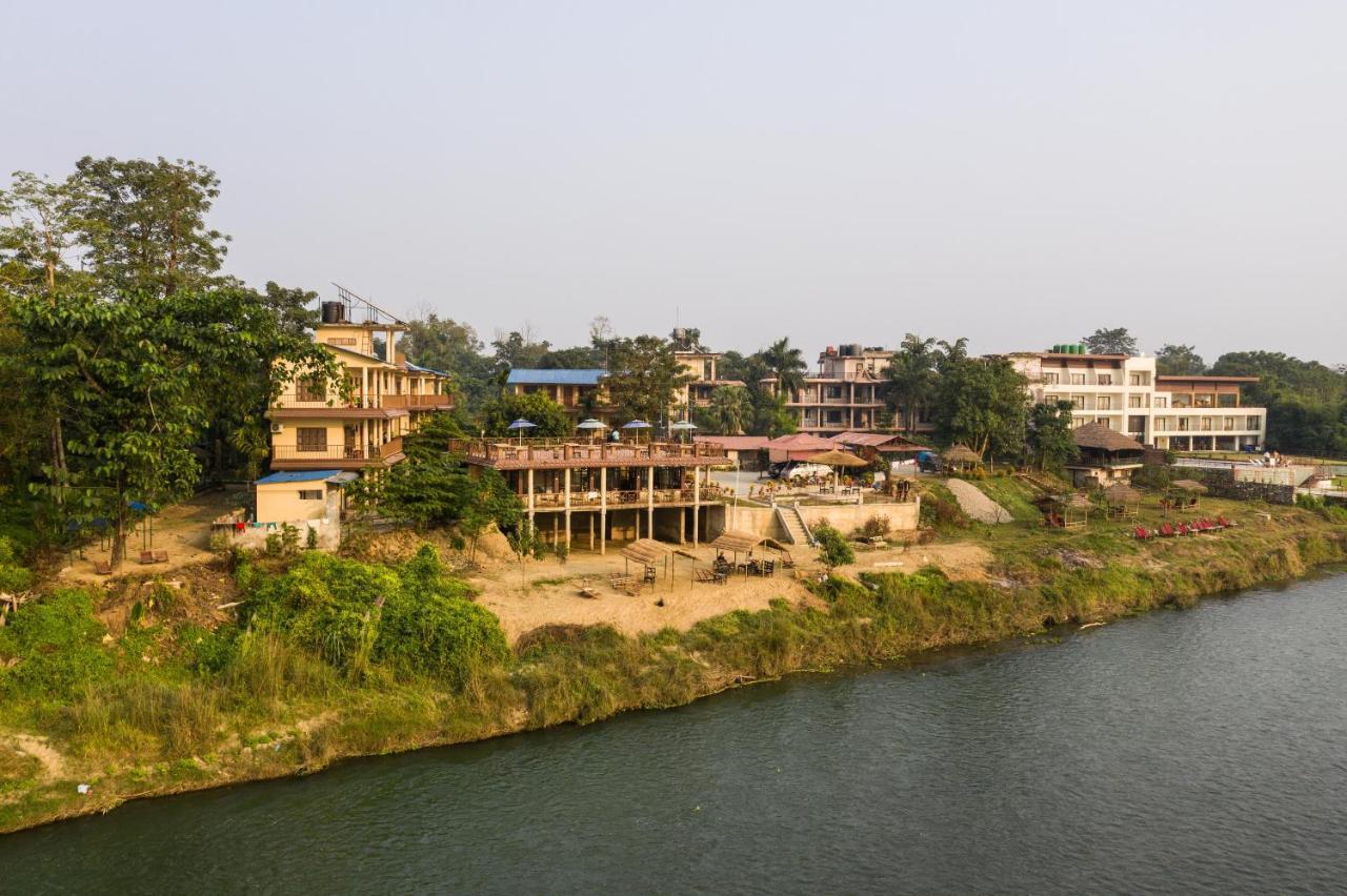 Jungle Wildlife Camp Ξενοδοχείο Sauraha Εξωτερικό φωτογραφία
